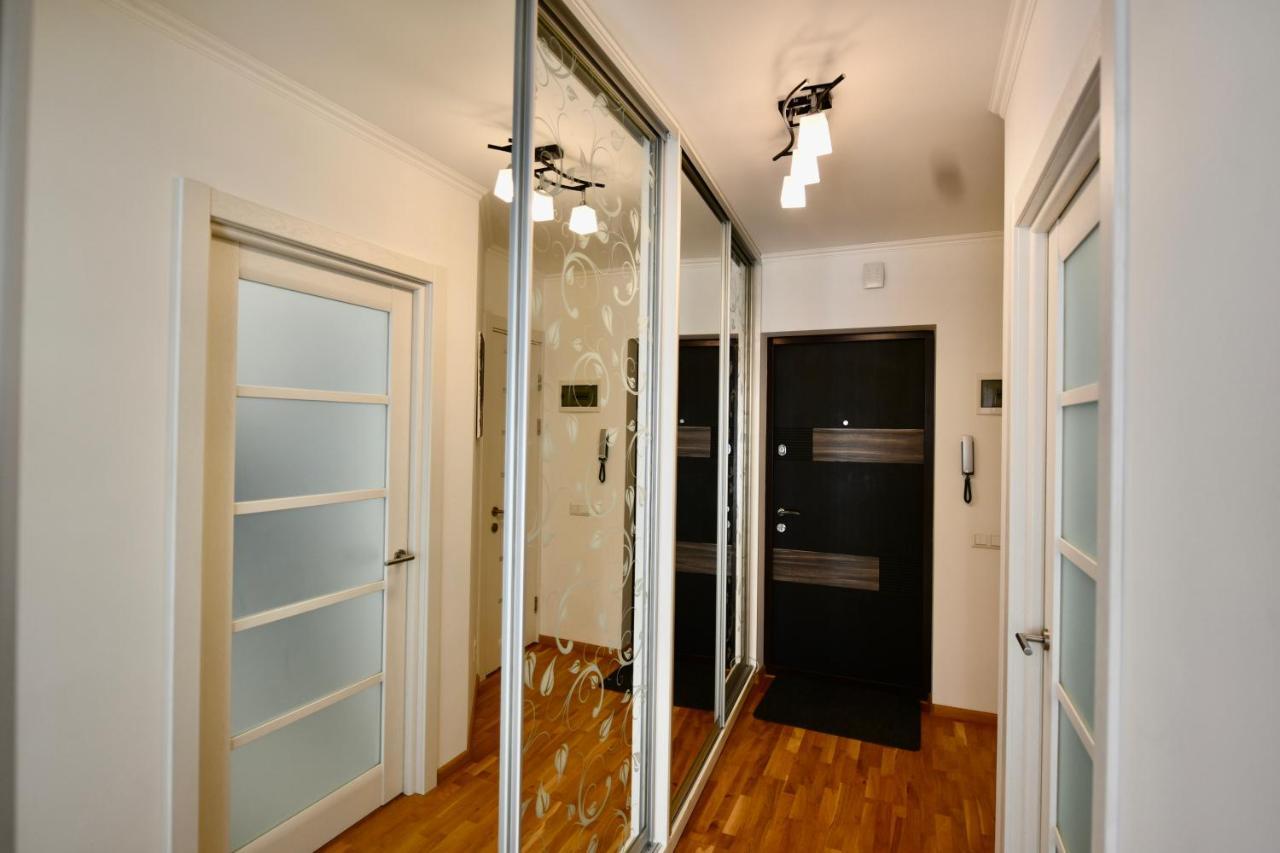 Cozy Apartment Next To The Park Ternopil Extérieur photo